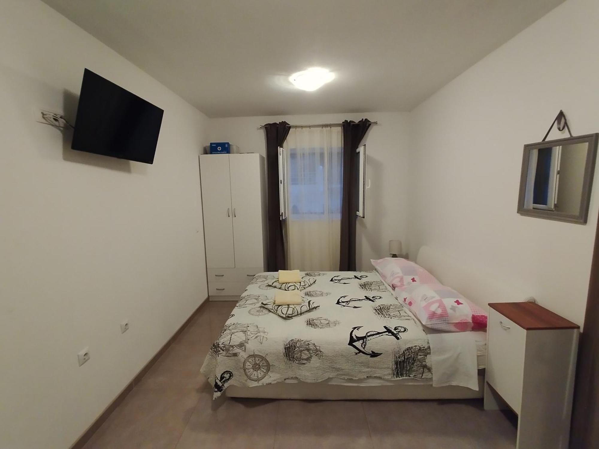 Apartment Tina Трогир Екстериор снимка