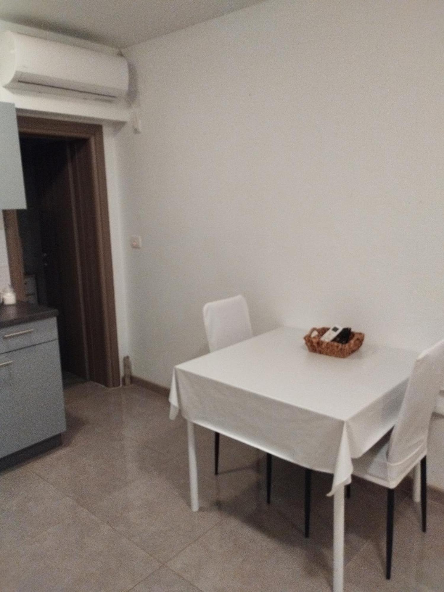 Apartment Tina Трогир Екстериор снимка