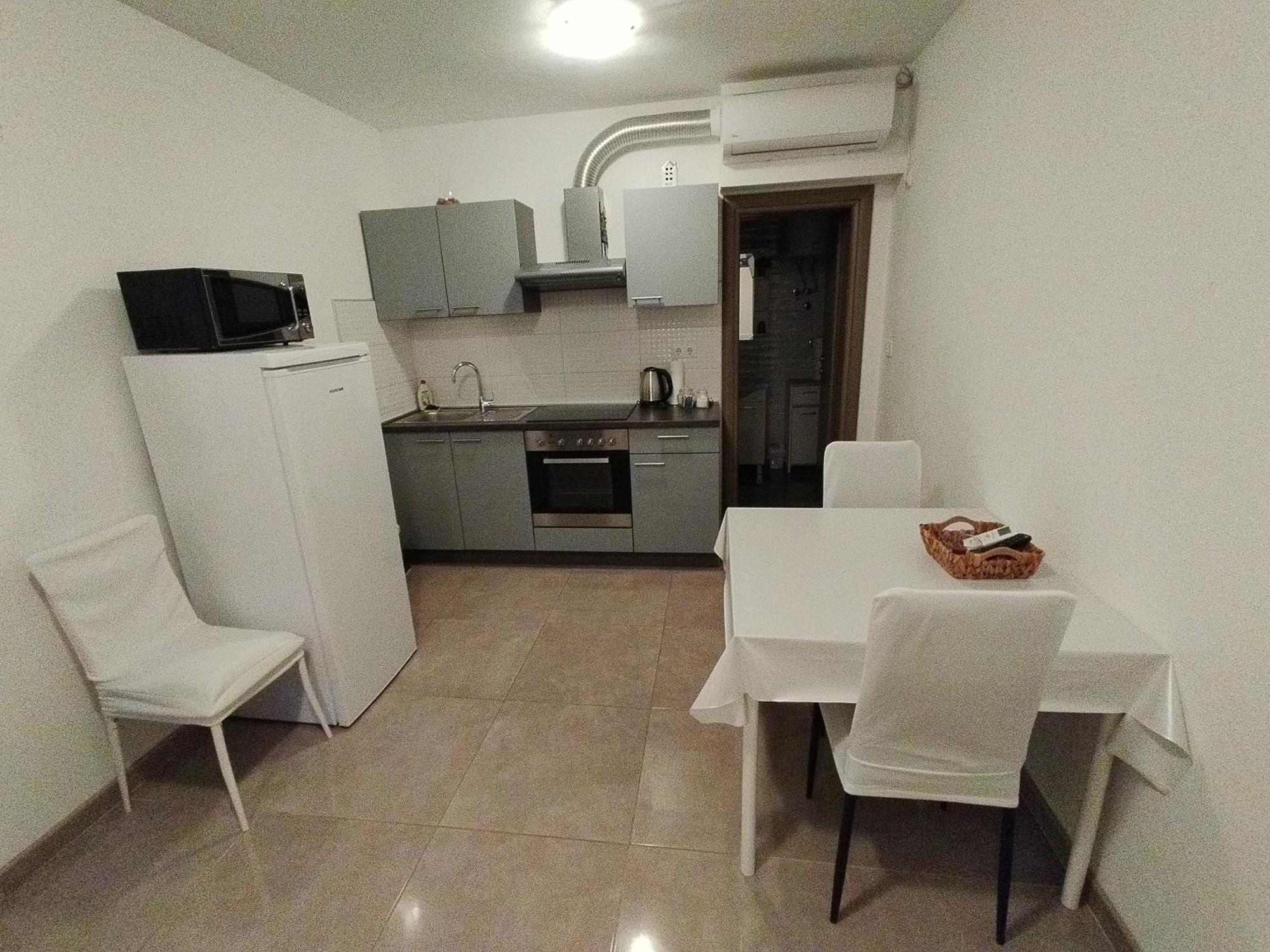 Apartment Tina Трогир Екстериор снимка