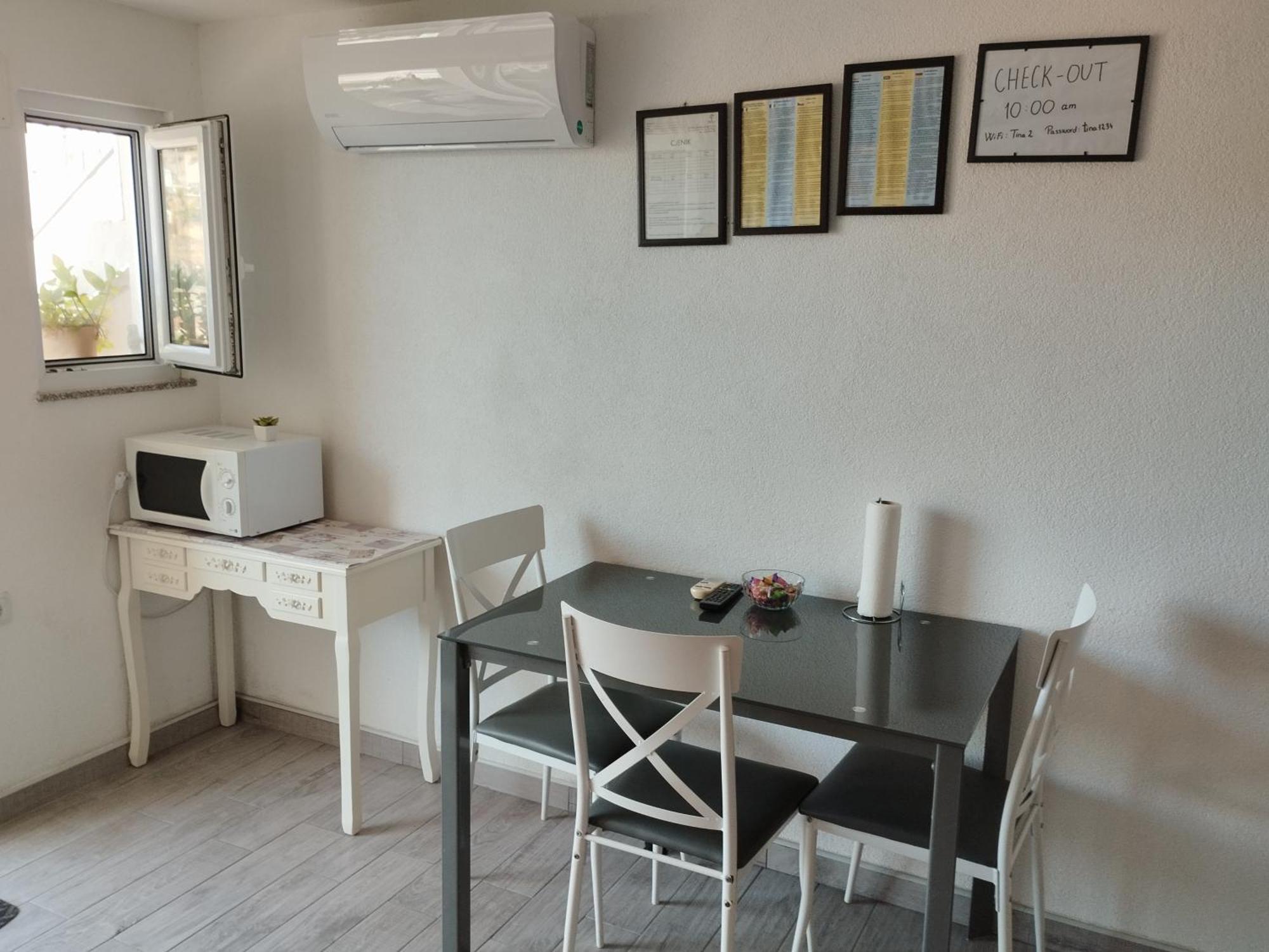 Apartment Tina Трогир Стая снимка