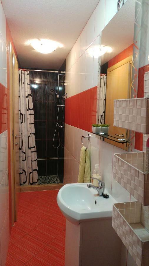 Apartment Tina Трогир Екстериор снимка